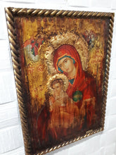 Laden Sie das Bild in den Galerie-Viewer, Virgin Mary Vrefokratousa Icon - Orthodox Byzantine Religious Icon Antique Style - Vanas Collection